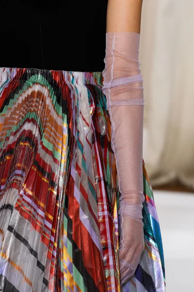 Look 54